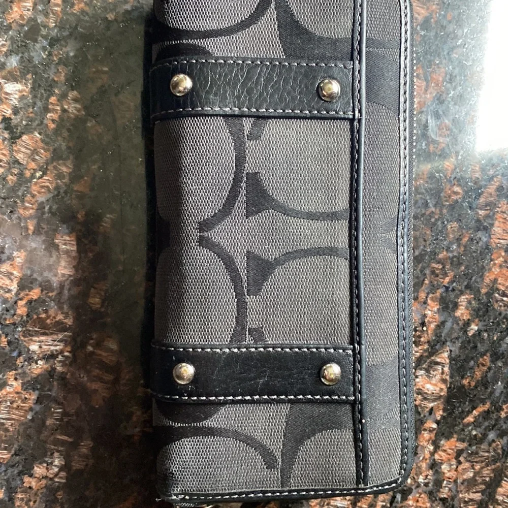 Coach wallet for women - Picture 3 of 4